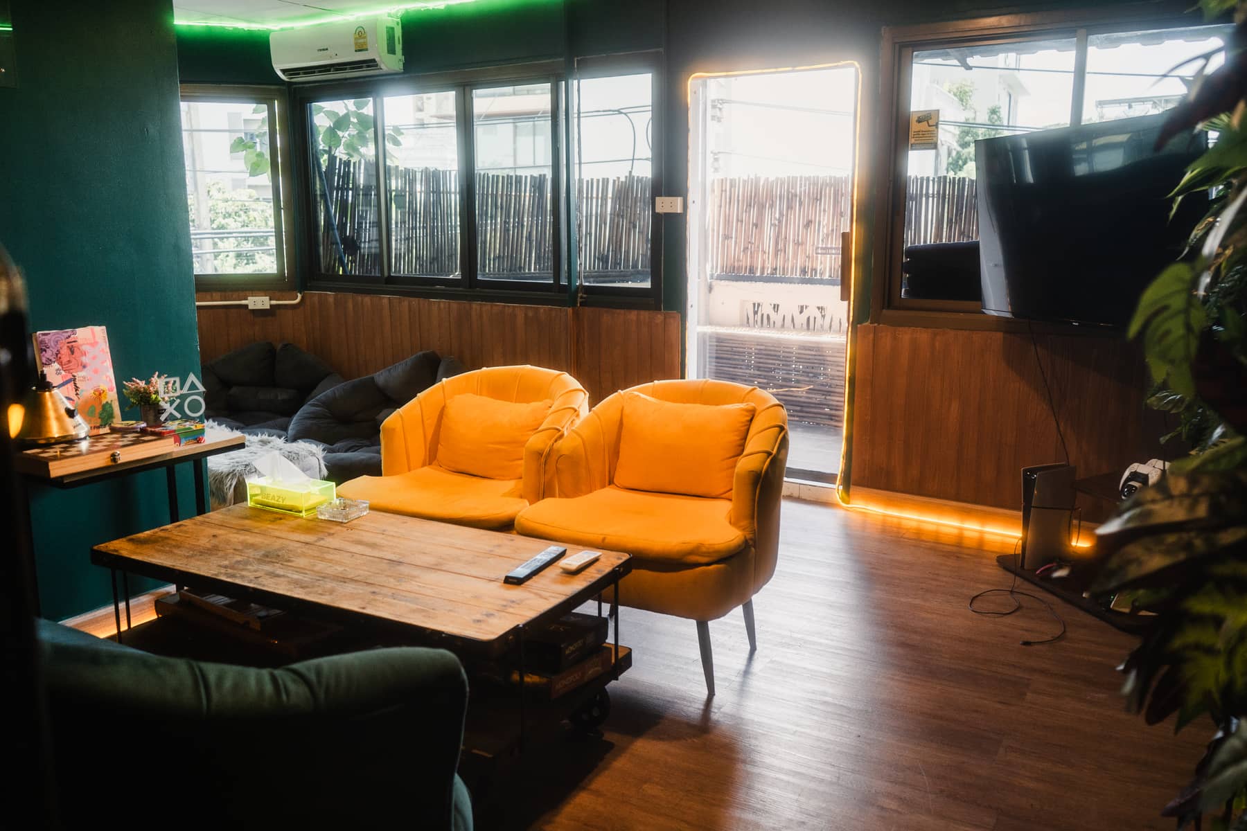 BEAZY Bangkok PlayStation lounge
